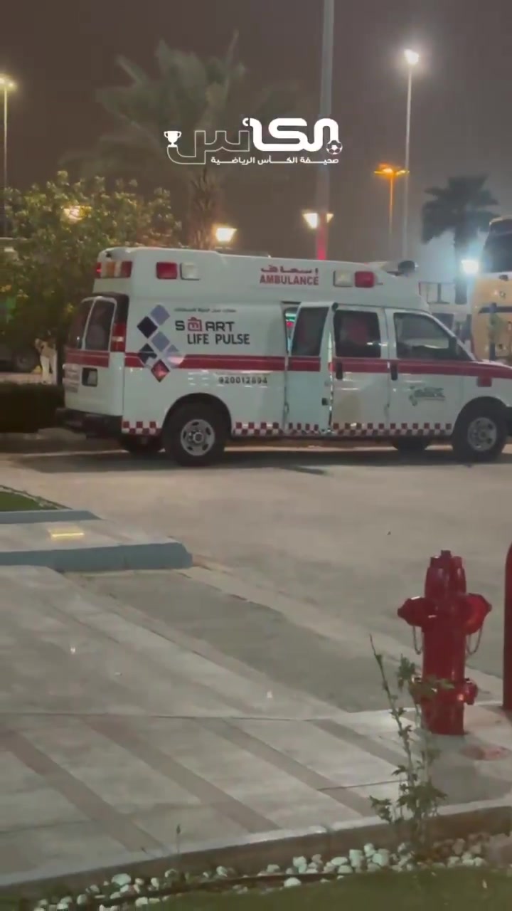 被林良銘爆頭！沙特球員被送往醫(yī)院接受治療