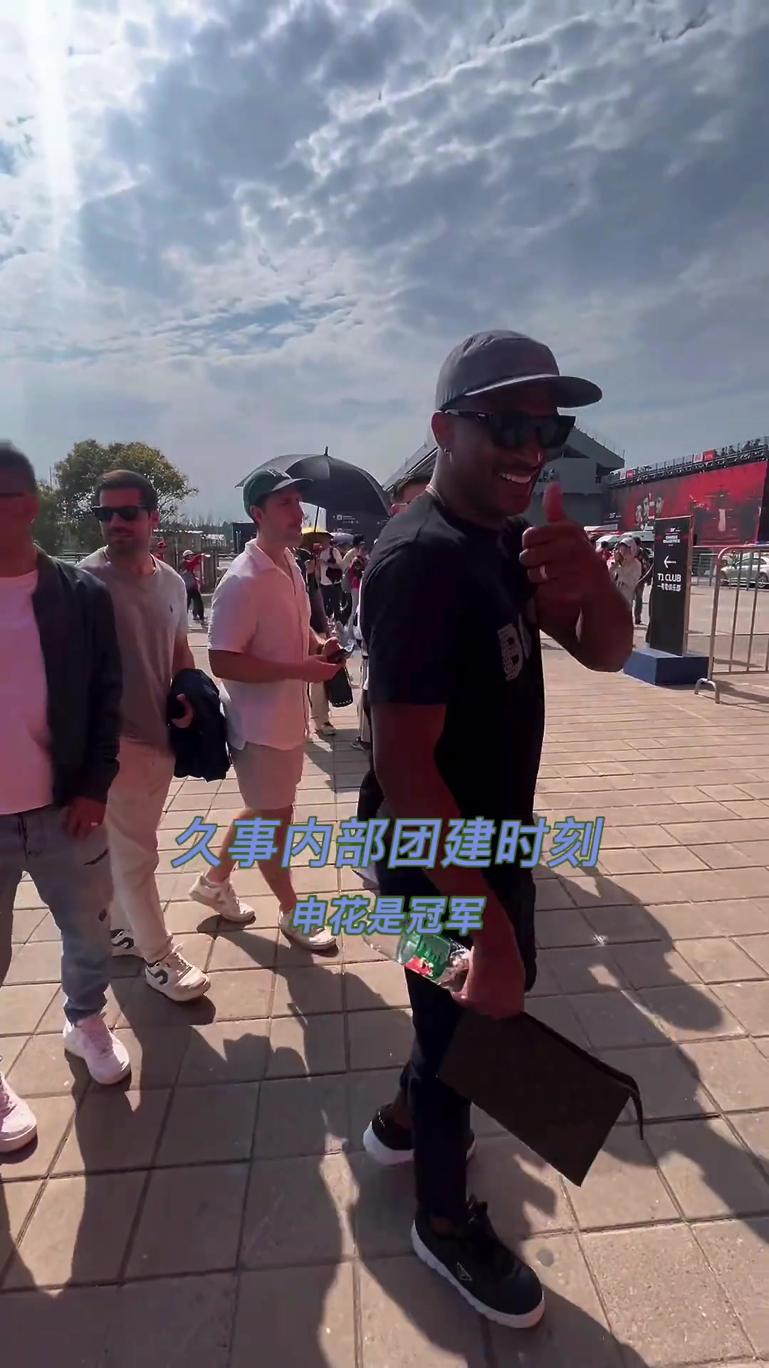都是久事旗下,申花外教外援+于漢超高天意金順凱等球員現(xiàn)身上賽場