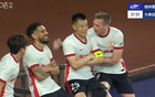 譚龍亞泰隊，精彩吊射全勝慶，久違勝利來。